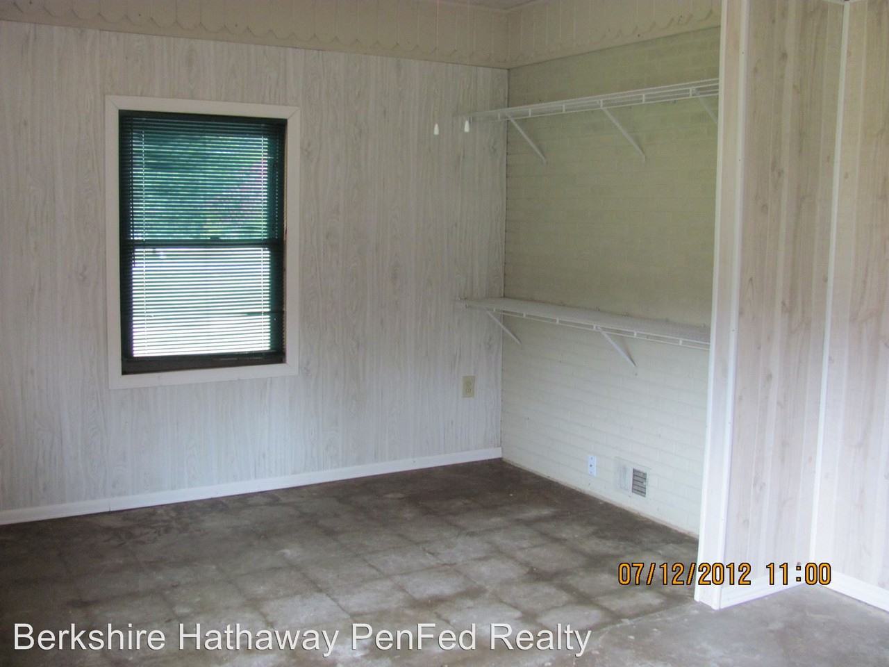 2783 Woodlawn Rd - Photo 3 of 8