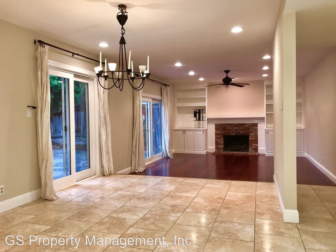 2372 Lindbergh Ave - Photo 2 of 12