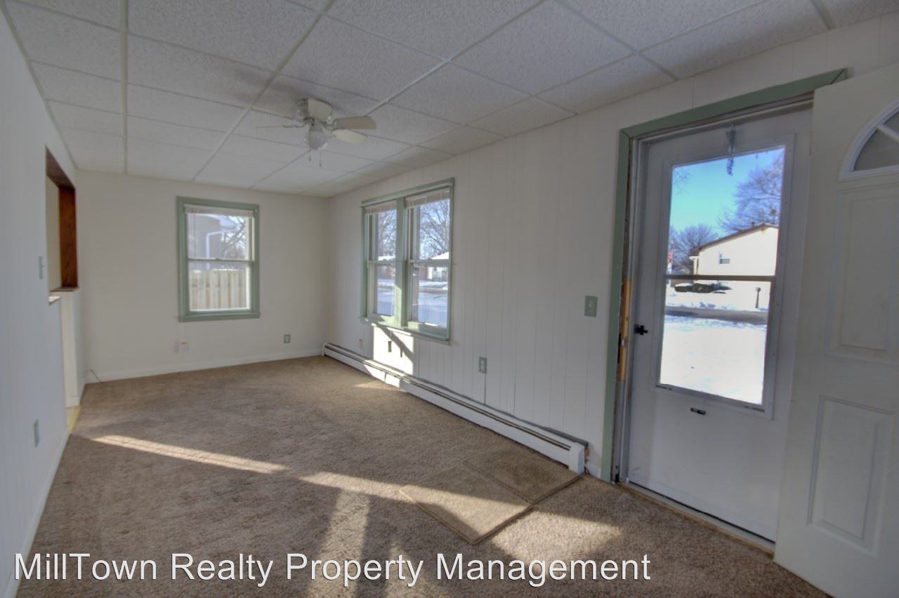 1111 13th St - Photo 2 of 15