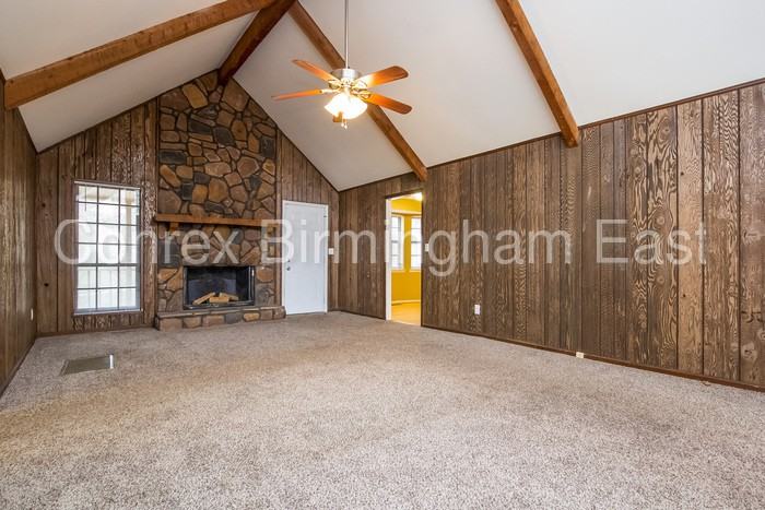 5803 Willow Crest Dr - Photo 2 of 8