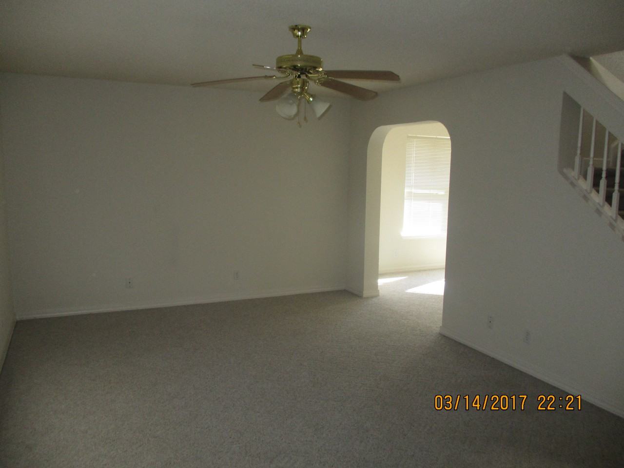 1304 Blackberry Ct - Photo 3 of 15