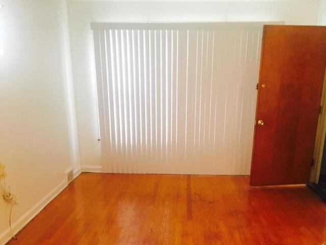 1032 Linden Ave #1 - Photo 2 of 3