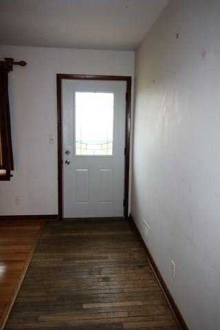 10502 Seaman Rd - Photo 3 of 28