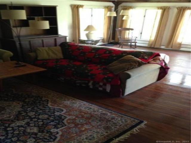 36 Crabapple Corners - Photo 3 of 6