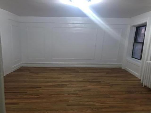 910 Prospect Ave - Photo 2 of 5