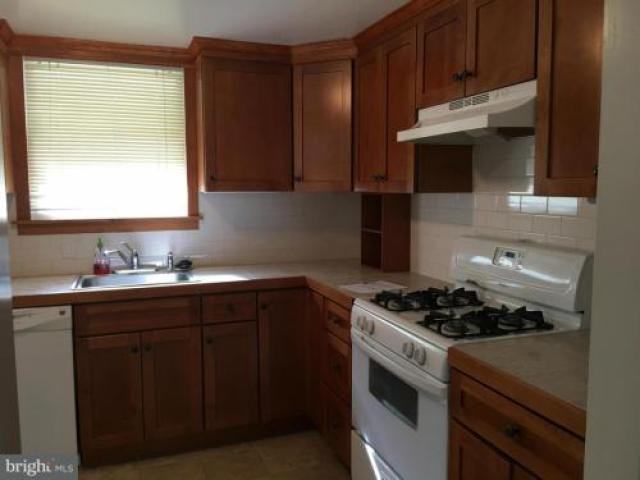 4253 Glendale Rd - Photo 2 of 6