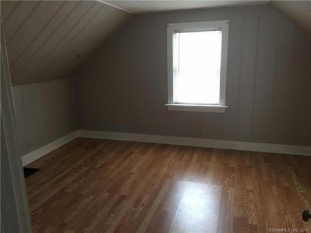 31 Jarvis Rd - Photo 3 of 5