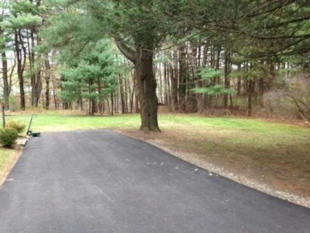 36 Maple Ave - Photo 3 of 4