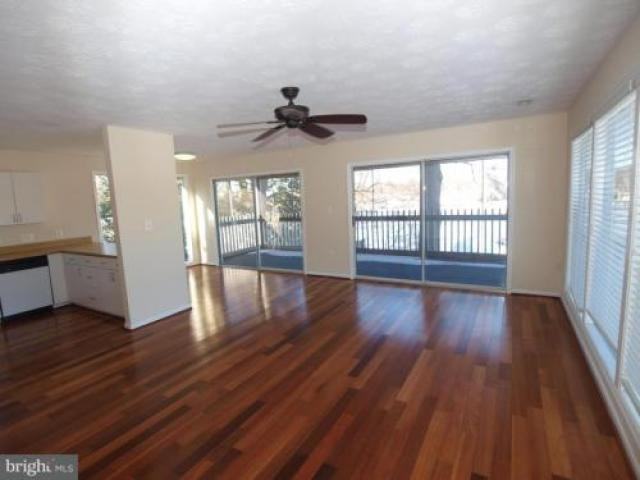 368 North Dr - Photo 3 of 6