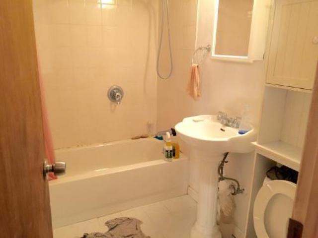 10-42 116th St - Photo 2 of 3