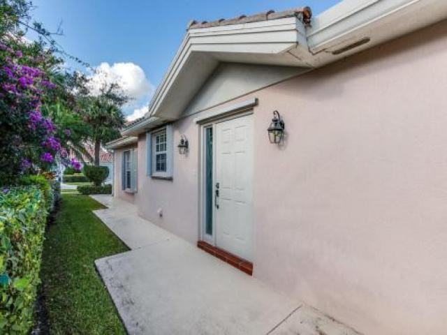 7760 Nile River Rd - Photo 3 of 6