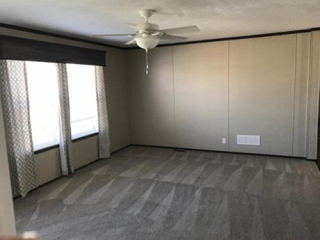 24511 Edwin Dr - Photo 3 of 6