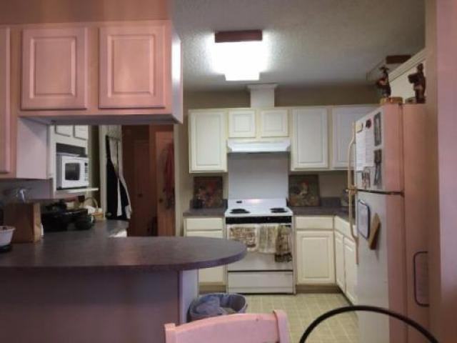 2388 Smith St - Photo 3 of 5