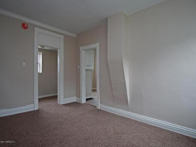 1707 High St - Photo 3 of 5