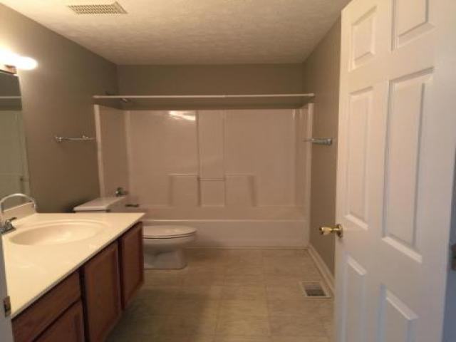 337 Chase Pl - Photo 3 of 6