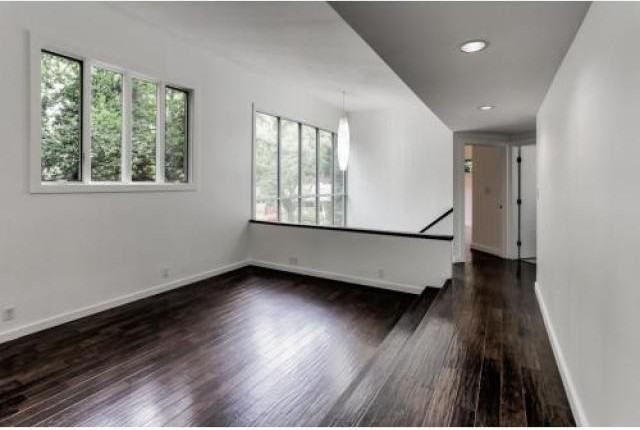 407 N Garden Ln NW - Photo 3 of 6