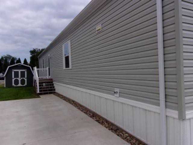 140 Brandywine Cir - Photo 2 of 6