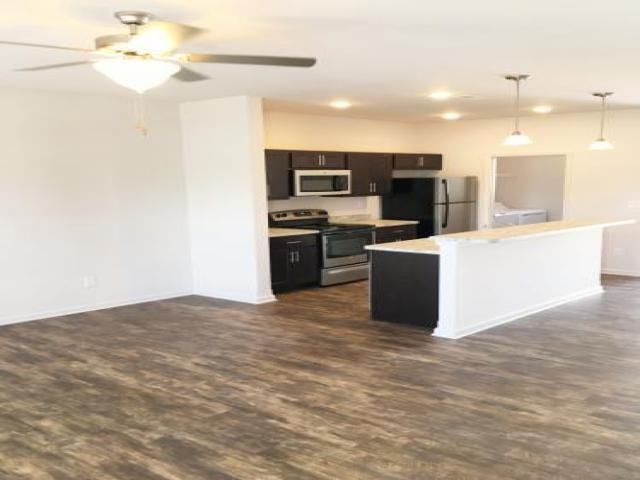 231 Abbey Rd - Photo 3 of 6