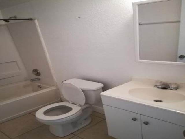 726 SW 81st Ave