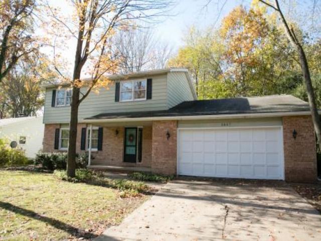 5807 Sturgeon Creek Pkwy - Photo 2 of 6