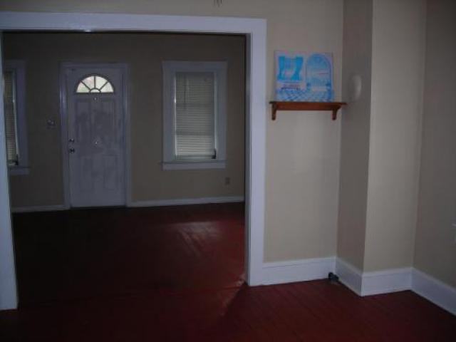 507 N 6th St - Photo 3 of 6