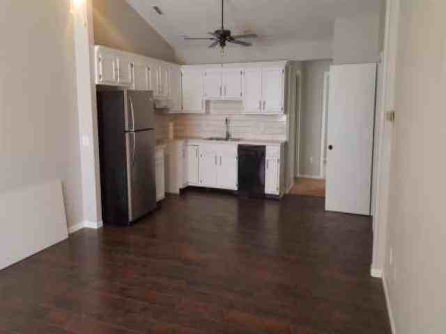 575 Kitrina Ave - Photo 2 of 6