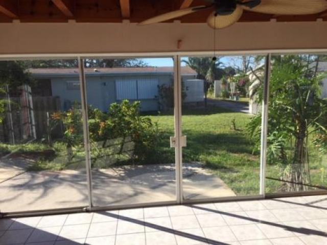 540 Pelican Dr - Photo 2 of 6