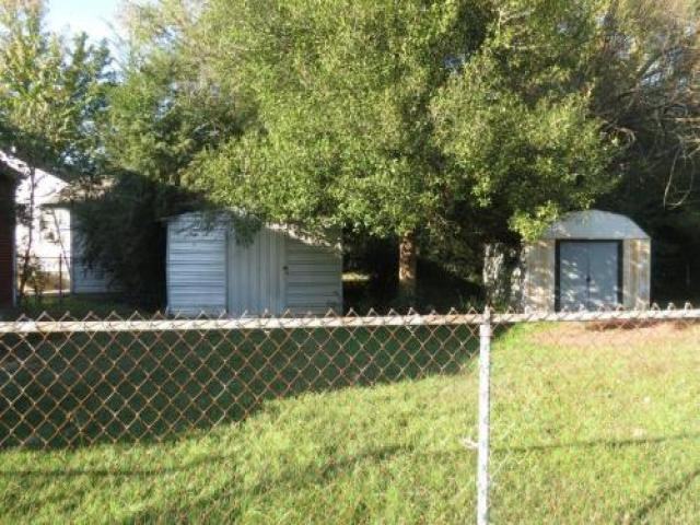 502 Beale St - Photo 3 of 3