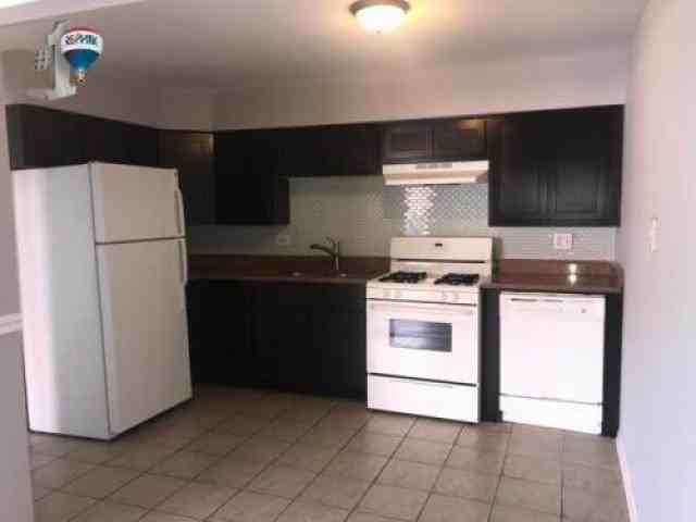 8656 84th Ct - Photo 2 of 6