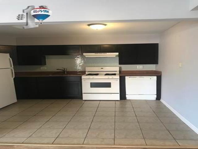 8656 84th Ct - Photo 3 of 6