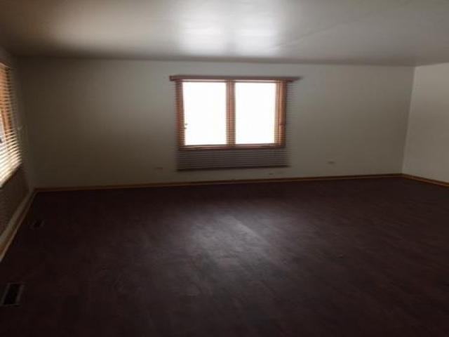 13439 E Circle Dr - Photo 2 of 6