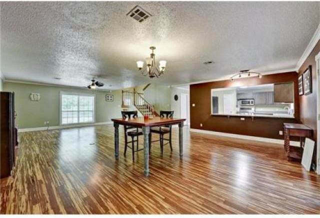 19394 Hulin Rd - Photo 3 of 6