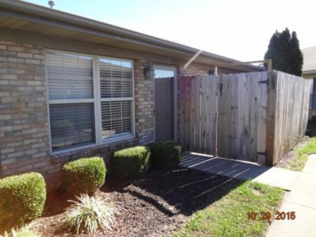 3246 Buckland Square - Photo 2 of 5