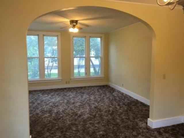 615 N Plum St - Photo 2 of 5