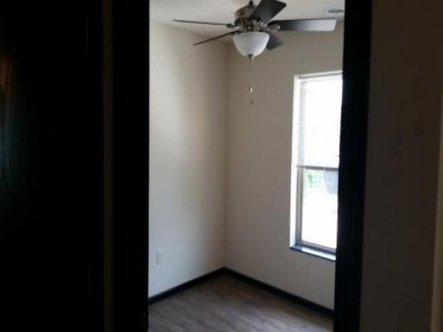 1044 Newton Rd - Photo 3 of 5