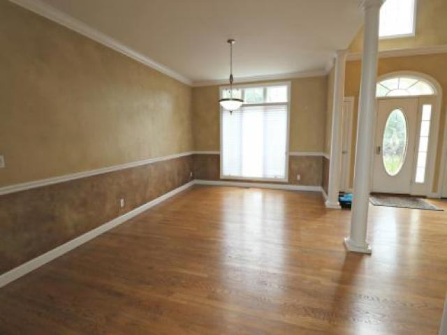 1205 W Poplar Woods Ct - Photo 3 of 6