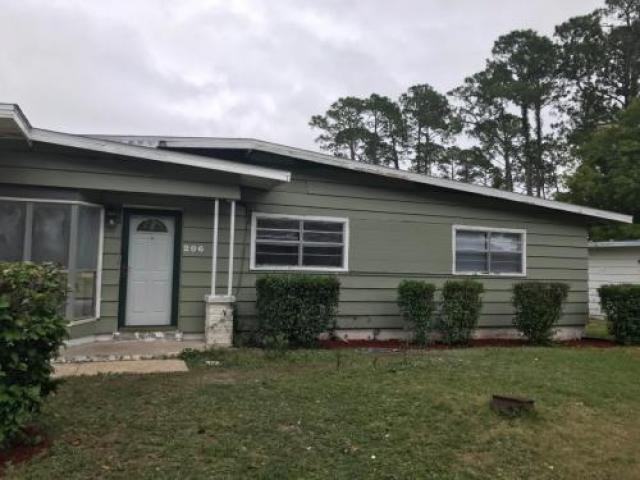 206 W Highland Dr - Photo 2 of 6