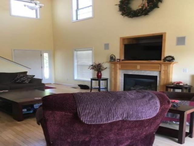 605 Sunflower St - Photo 3 of 6