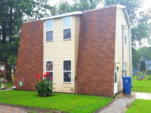 607 Madison St - Photo 2 of 6