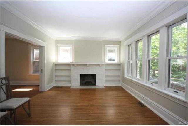 7045 Pershing Ave - Photo 3 of 6