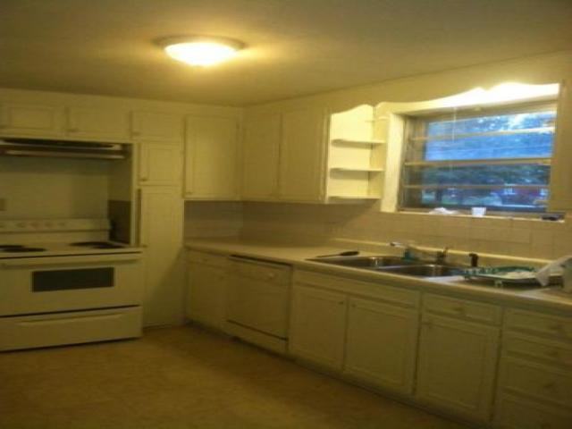 317 Boonville Rd - Photo 2 of 3