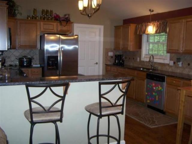 7122 Rockwood Dr - Photo 3 of 6