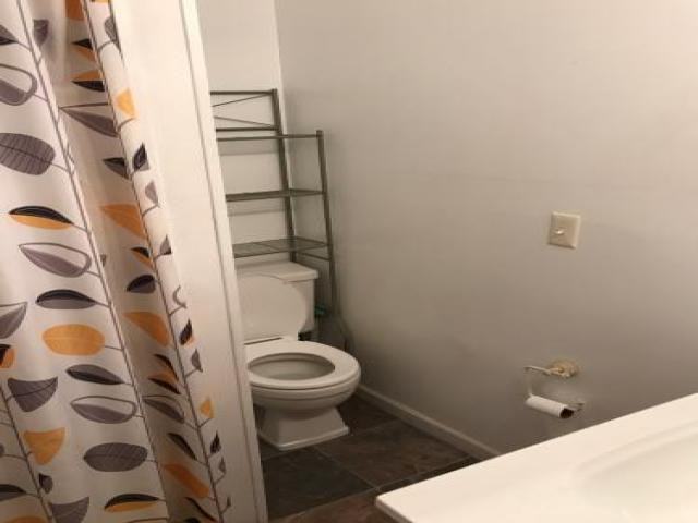 700 S 12th St - Photo 3 of 6