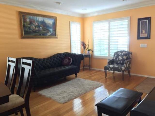 28 Granada - Photo 2 of 5
