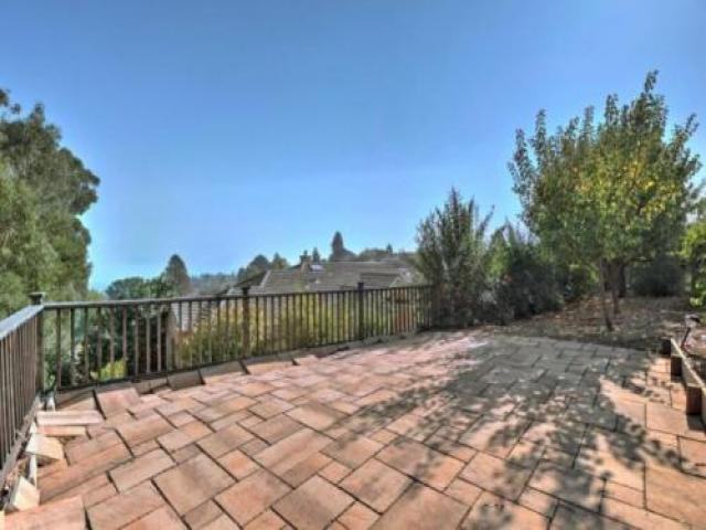 23 Alberta Glen - Photo 2 of 6