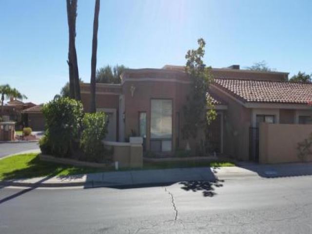 10846 N 9th Pl - Photo 2 of 6