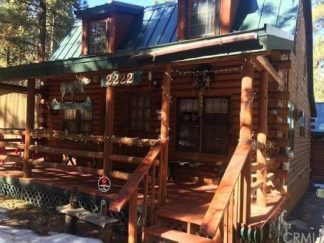 2029 Cedar Ln - Photo 2 of 6