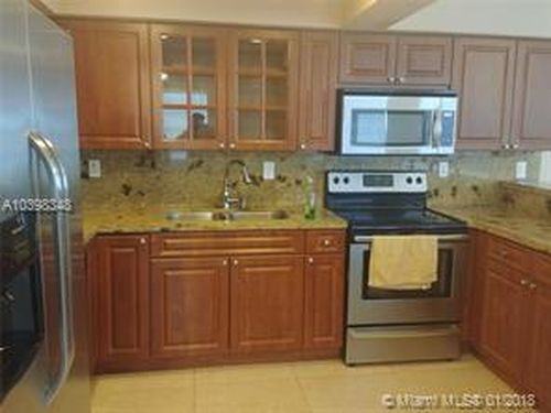 6370 SW 17th St - Photo 2 of 4