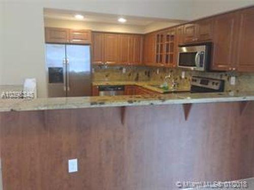 6370 SW 17th St - Photo 3 of 4