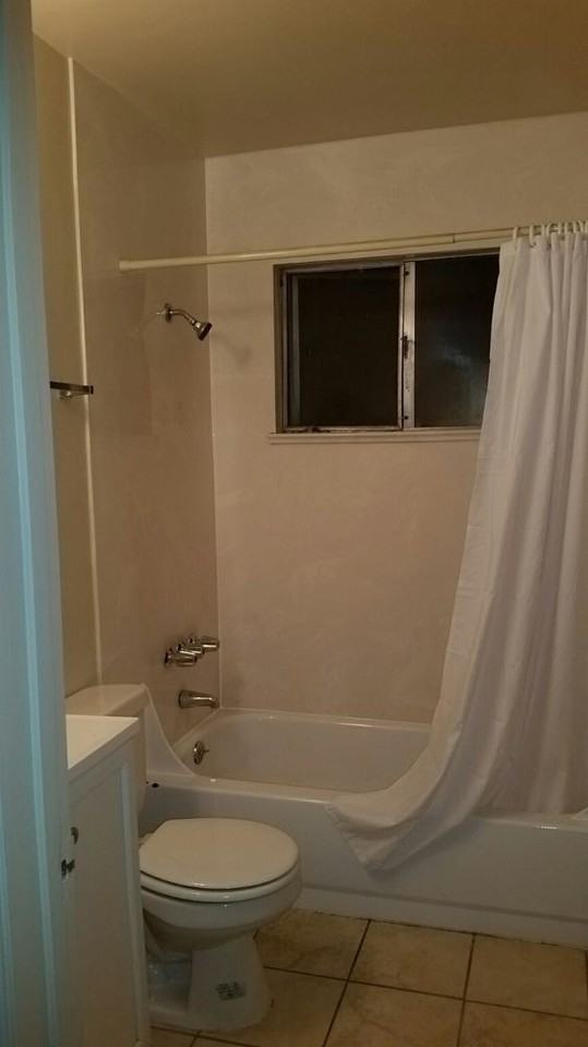 1640 6th Ave - Photo 2 of 6